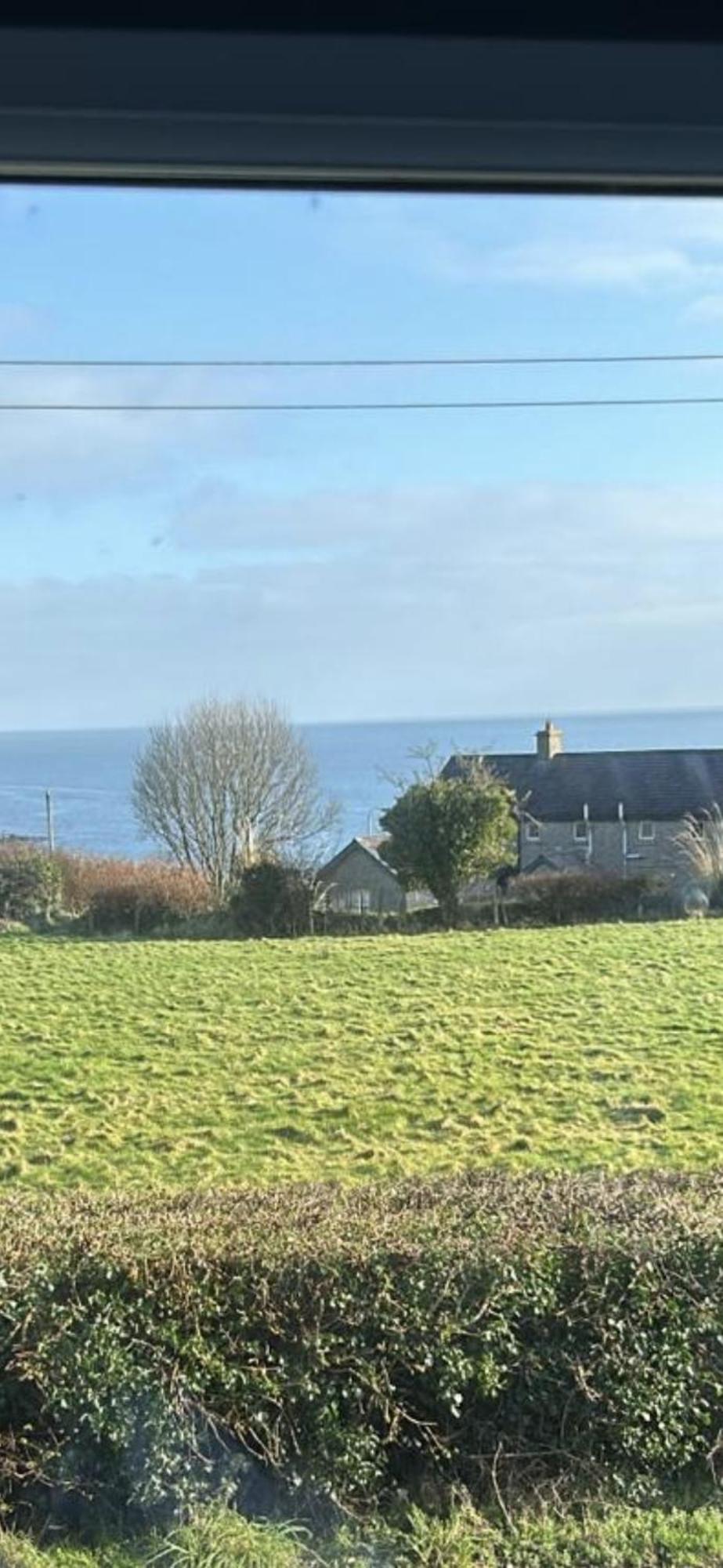 Cosy Cottage With Sea & Mountain Views 康洛赫 外观 照片